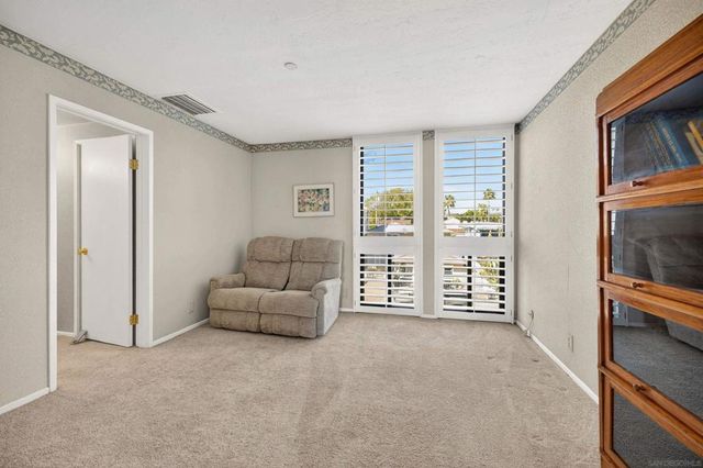 1125 Pacific Beach Dr 204, San Diego, CA 92109