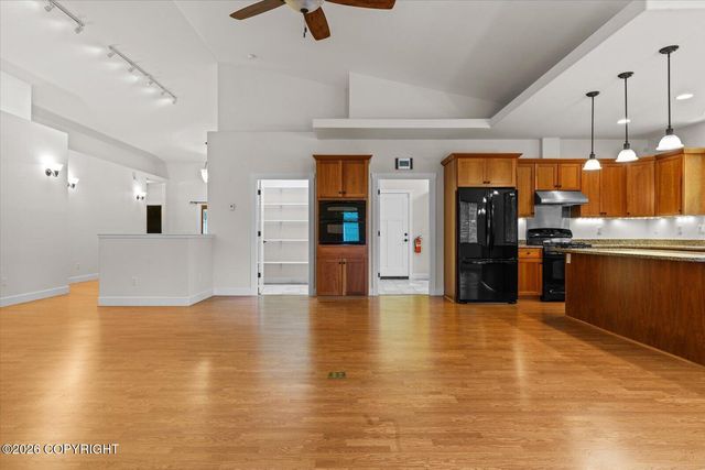 6294 Aldona Circle, Anchorage, AK 99504