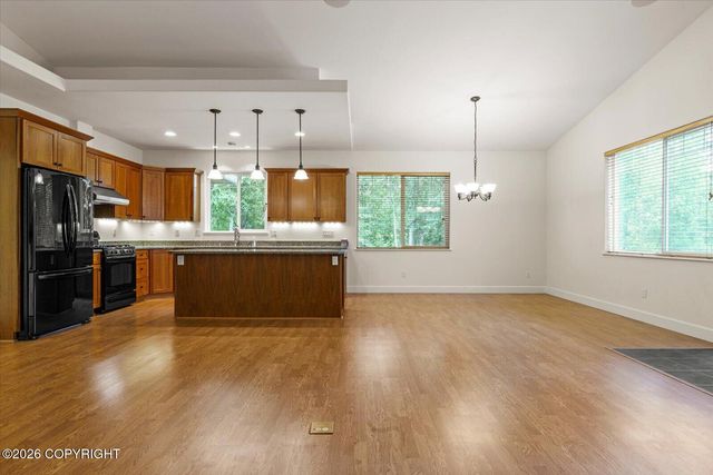 6294 Aldona Circle, Anchorage, AK 99504