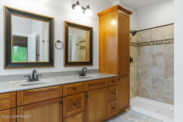 6294 Aldona Circle, Anchorage, AK 99504