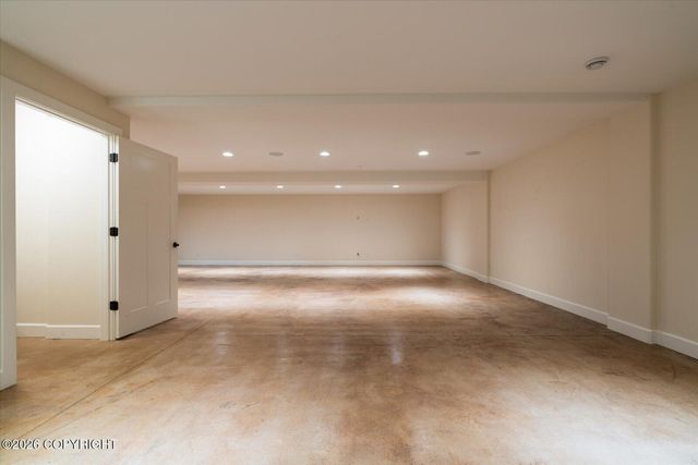 6294 Aldona Circle, Anchorage, AK 99504