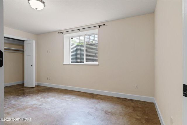 6294 Aldona Circle, Anchorage, AK 99504