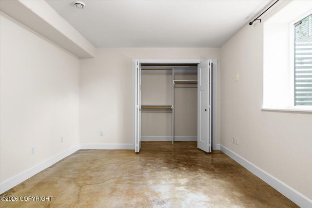 6294 Aldona Circle, Anchorage, AK 99504