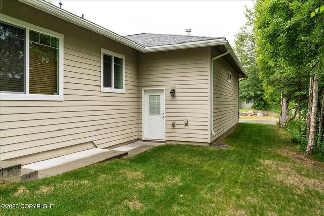 6294 Aldona Circle, Anchorage, AK 99504