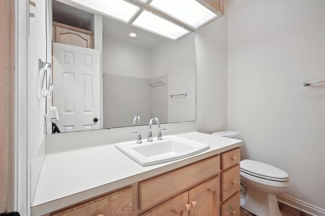 2517 Thunderbird Drive, Orange, TX 77630