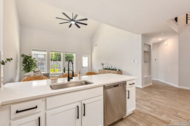 1707 Lawnside Rd, San Antonio, TX 78245