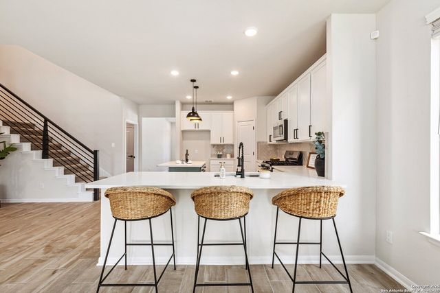 1707 Lawnside Rd, San Antonio, TX 78245