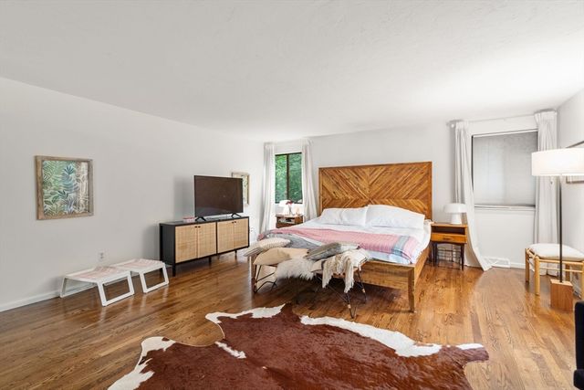34 Parker Rd, Framingham, MA 01702