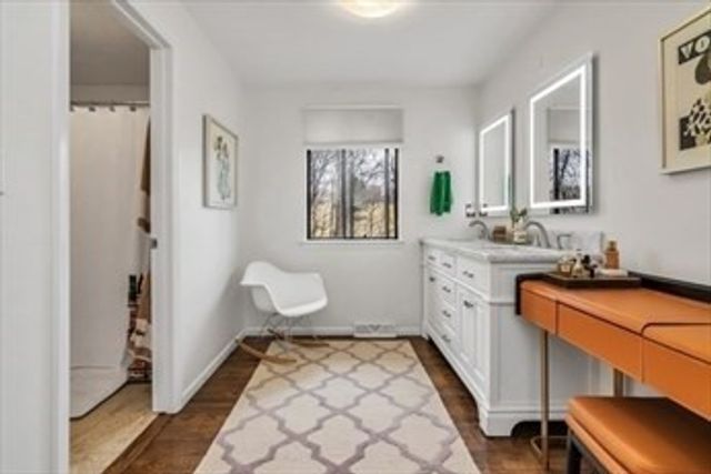 34 Parker Rd, Framingham, MA 01702