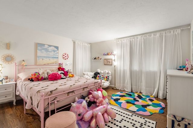34 Parker Rd, Framingham, MA 01702