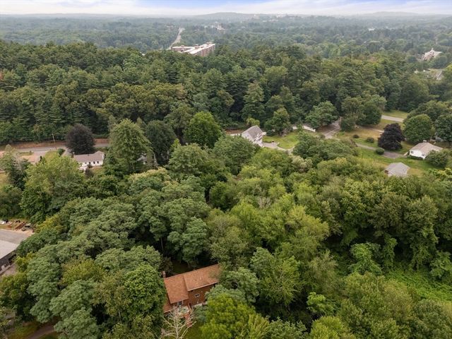 34 Parker Rd, Framingham, MA 01702