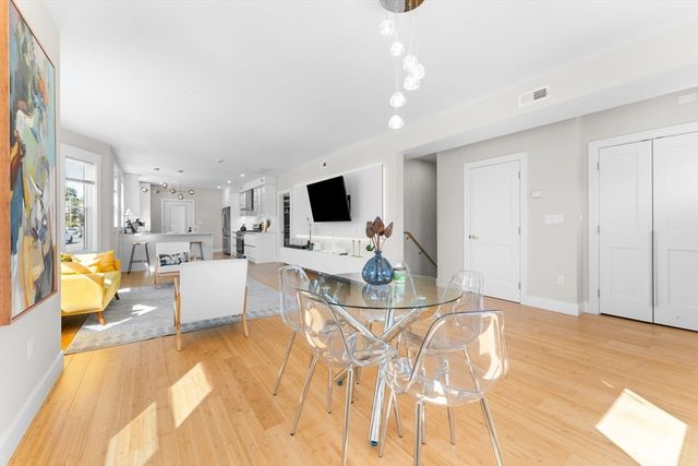 86 Cypress St 86, Watertown, MA 02472