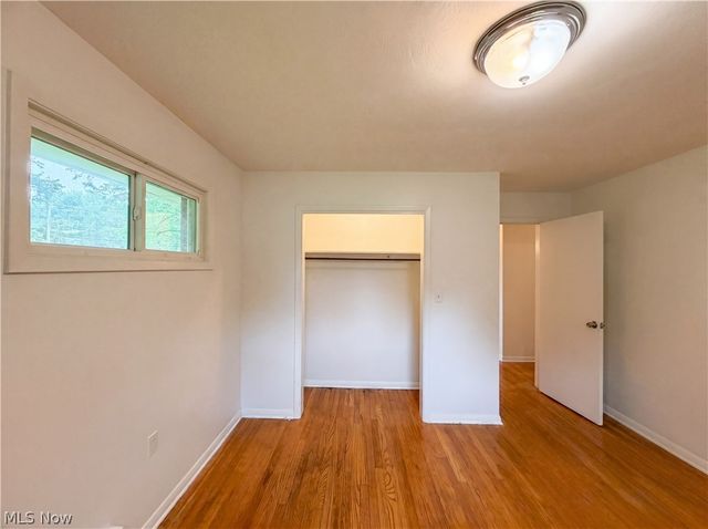 36700 Lakeland Drive, Avon, OH 44011
