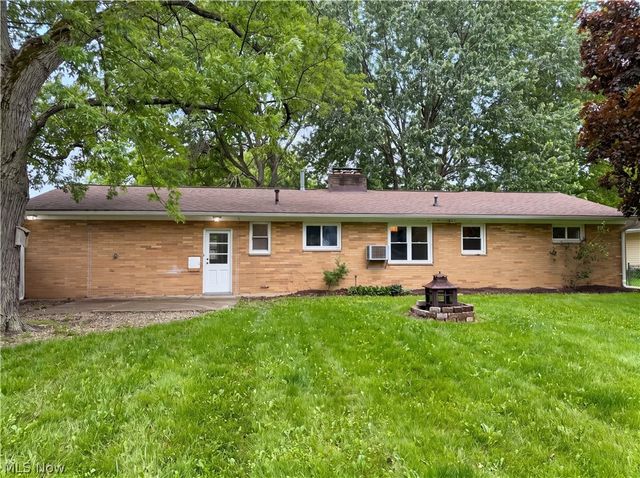 36700 Lakeland Drive, Avon, OH 44011