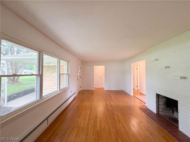 36700 Lakeland Drive, Avon, OH 44011