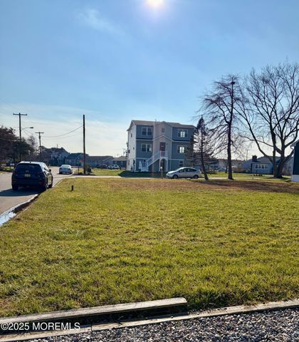 101 Binnacle Lane, Toms River, NJ 08753