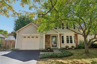 707 Crossland Drive, Grayslake, IL 60030