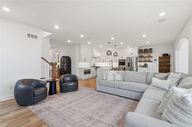 2041 Field Stone Drive, South Fayette, PA 15057