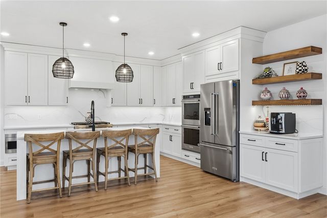 2041 Field Stone Drive, South Fayette, PA 15057