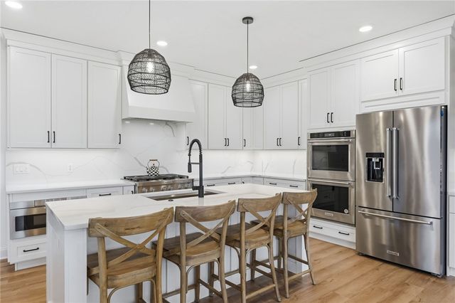 2041 Field Stone Drive, South Fayette, PA 15057