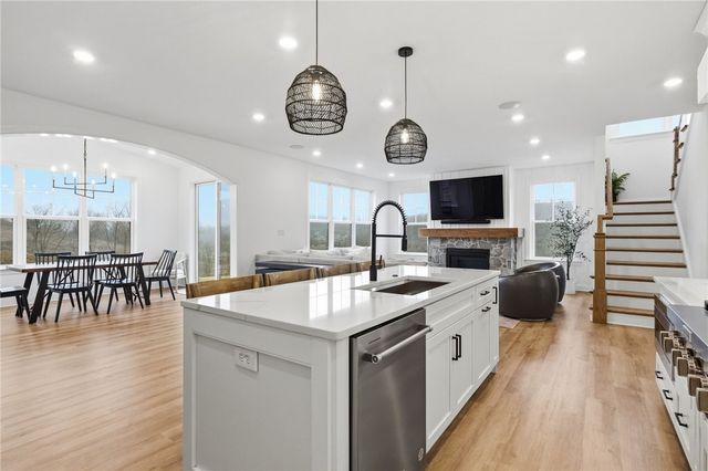 2041 Field Stone Drive, South Fayette, PA 15057