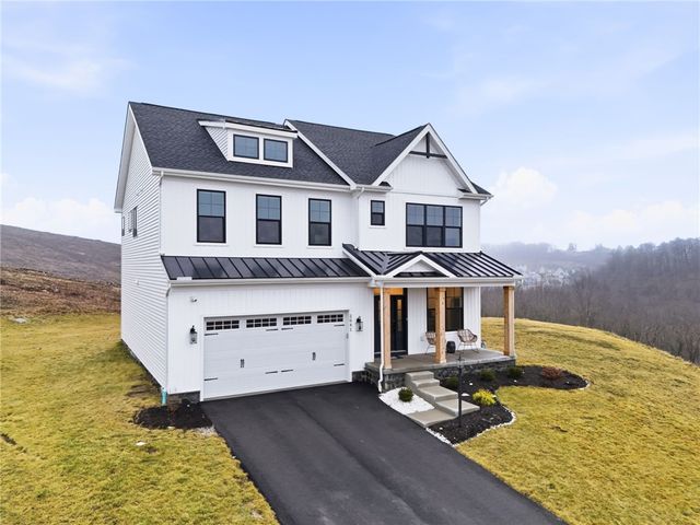 2041 Field Stone Drive, South Fayette, PA 15057