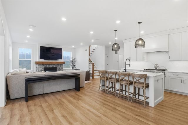 2041 Field Stone Drive, South Fayette, PA 15057