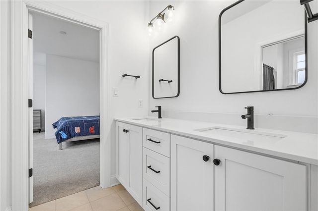 2041 Field Stone Drive, South Fayette, PA 15057