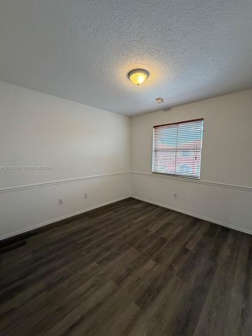 6016 NW 116th Pl 406, Doral, FL 33178