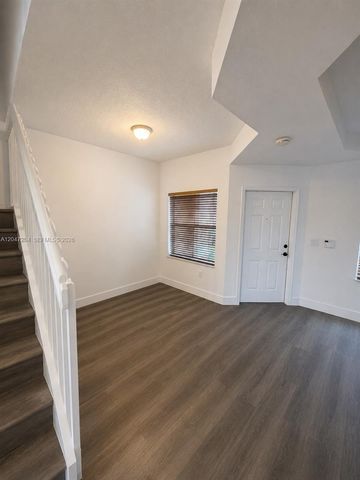 6016 NW 116th Pl 406, Doral, FL 33178