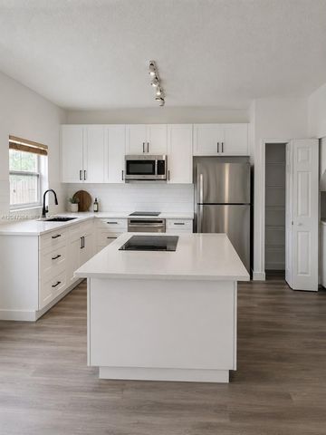 6016 NW 116th Pl 406, Doral, FL 33178
