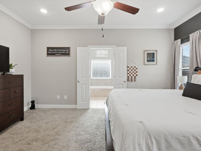 810 Chestnut Grove Drive, Cleburne, TX 76033