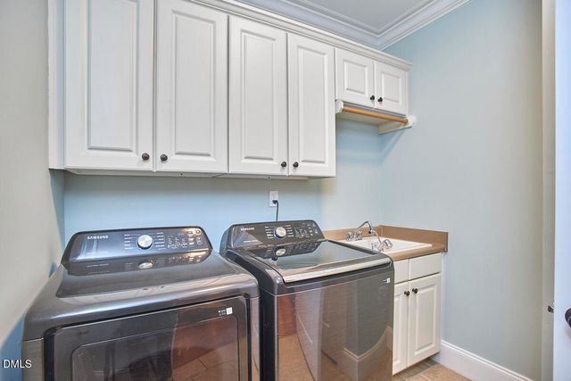 502 Oxfordshire Lane, Chapel Hill, NC 27517