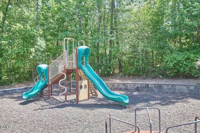 502 Oxfordshire Lane, Chapel Hill, NC 27517