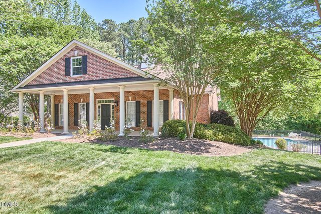 502 Oxfordshire Lane, Chapel Hill, NC 27517