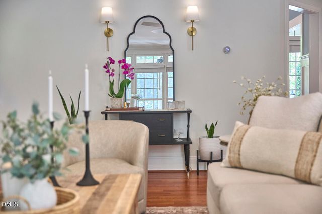 502 Oxfordshire Lane, Chapel Hill, NC 27517