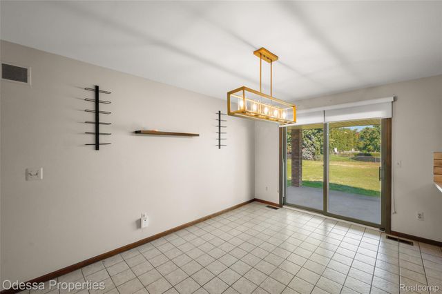 16185 24 MILE Road, Macomb Township, MI 48042