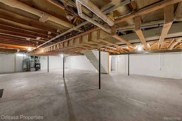 16185 24 MILE Road, Macomb Township, MI 48042