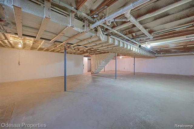 16185 24 MILE Road, Macomb Township, MI 48042