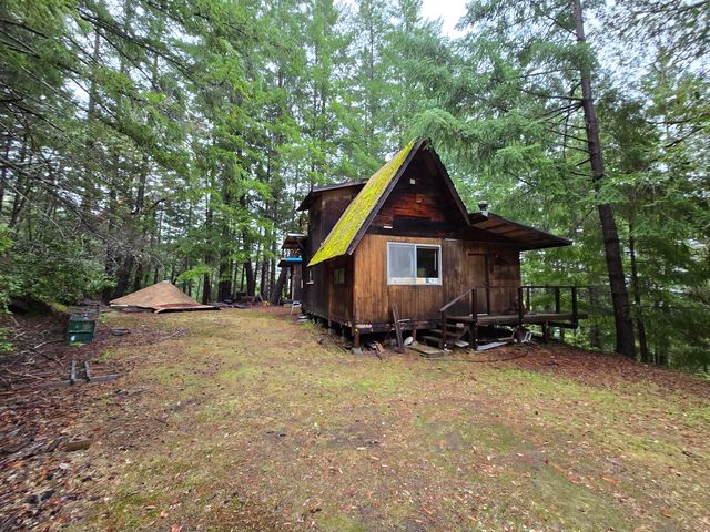 1301 Doreen Drive, Honeydew, CA 95545