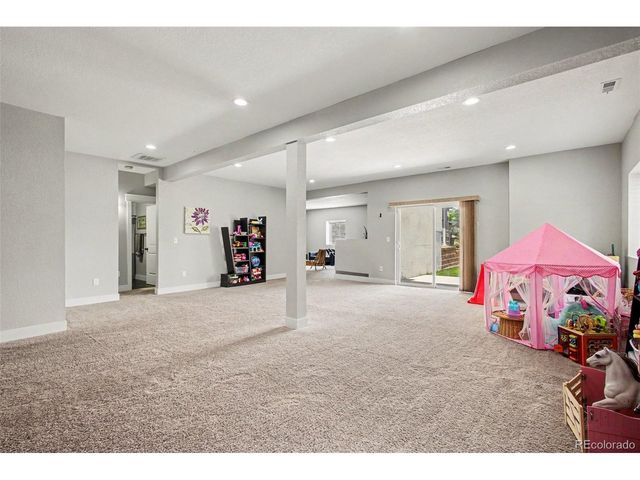 4720 Farmingdale Dr, Colorado Springs, CO 80918