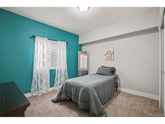 4720 Farmingdale Dr, Colorado Springs, CO 80918