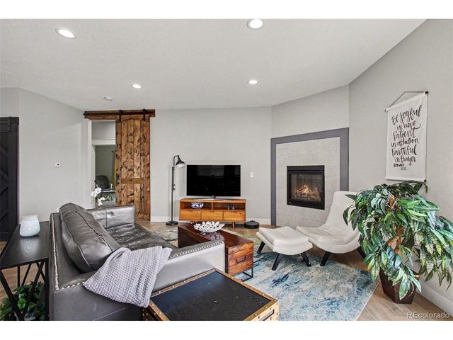 4720 Farmingdale Dr, Colorado Springs, CO 80918