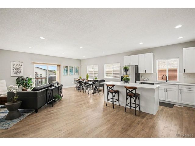 4720 Farmingdale Dr, Colorado Springs, CO 80918
