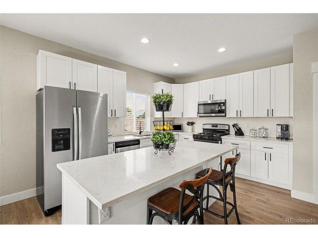 4720 Farmingdale Dr, Colorado Springs, CO 80918