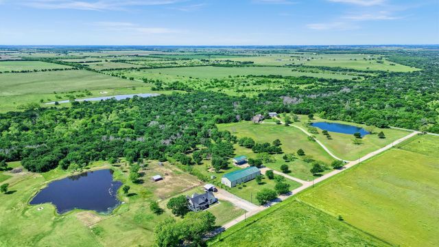 650 Scoggins Road, Tioga, TX 76271
