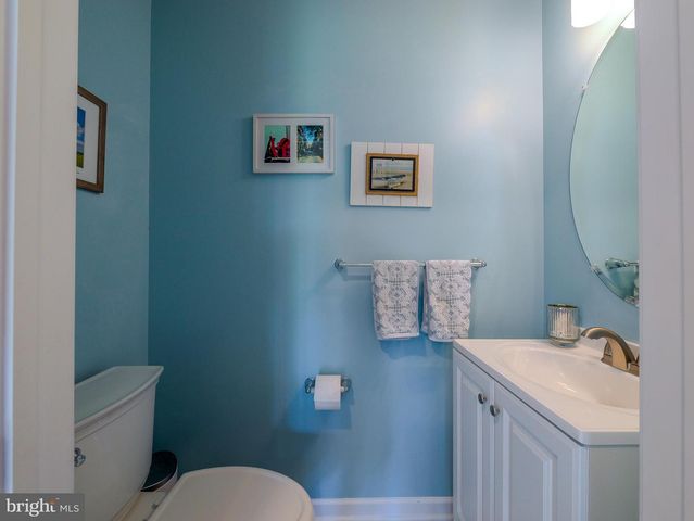 14 FARADAY CT, Morton, PA 19070