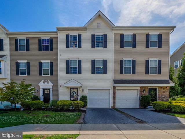 14 FARADAY CT, Morton, PA 19070