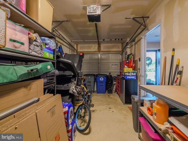14 FARADAY CT, Morton, PA 19070