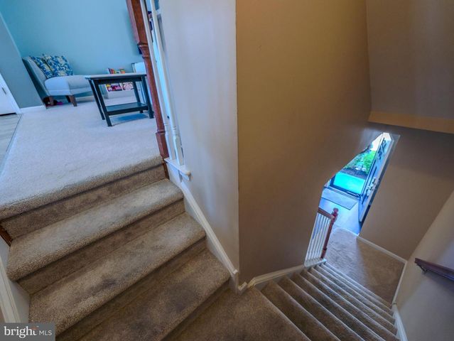 14 FARADAY CT, Morton, PA 19070